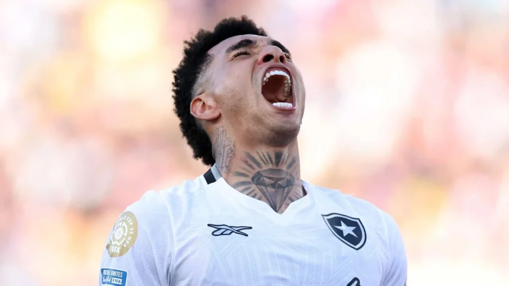 Botafogo segura o atual campeão da Champions e vence com atuação tática impecável